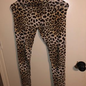 Leopard leggings